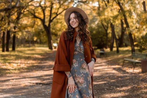 ELEVATE YOUR AUTUMN STYLE WITH THESE THREE COATS | AD